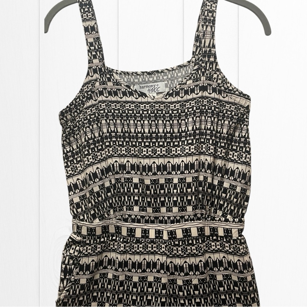 Harmony + Havoc Jumpsuit In Black and Cream Geo Design. - Picture 4 of 13